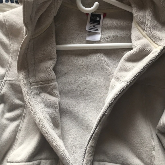 North Face Plush Jacket - Picture 4 of 4